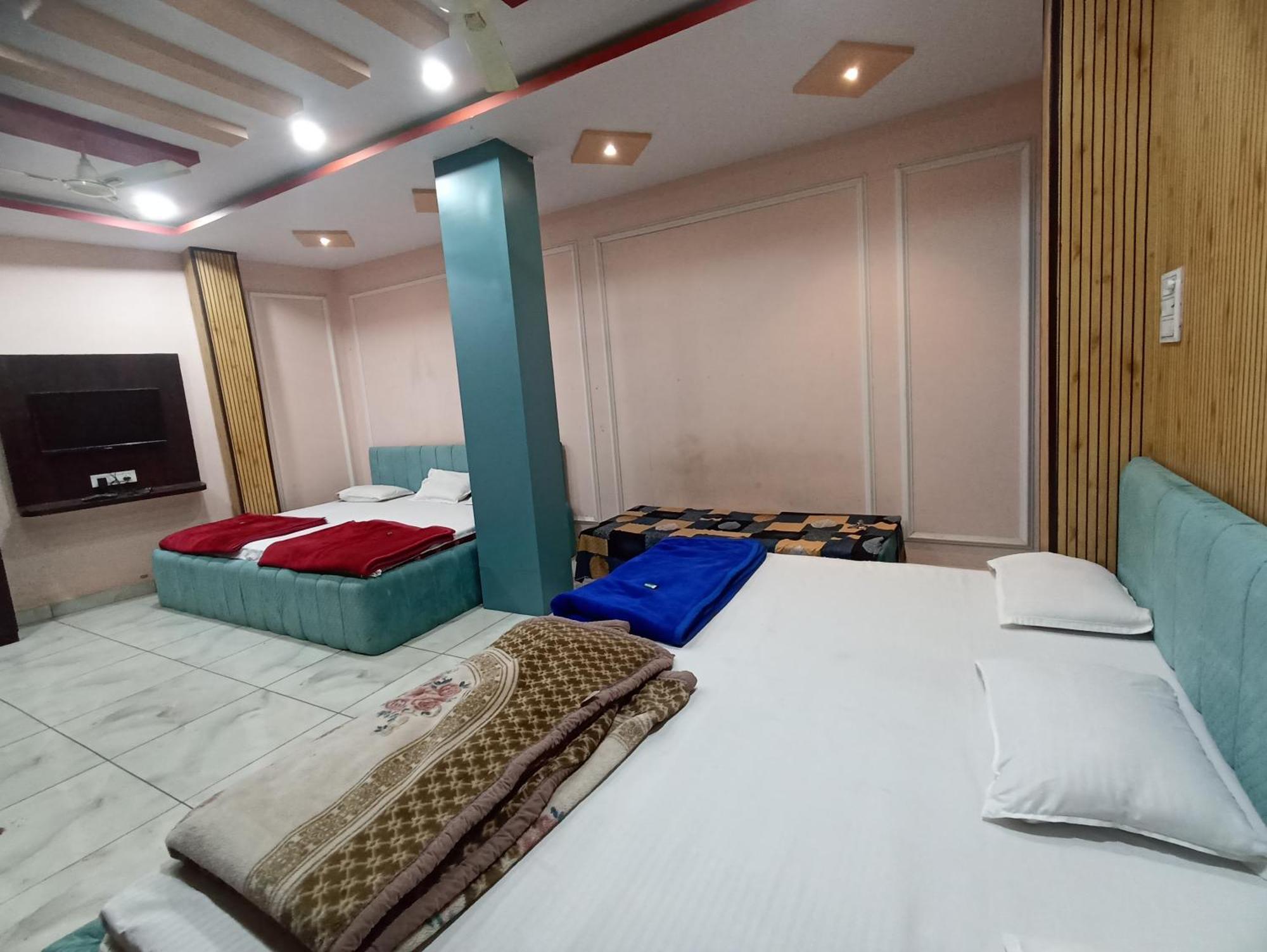 Hotel Shree Krishna Palace Ujjain Exteriör bild